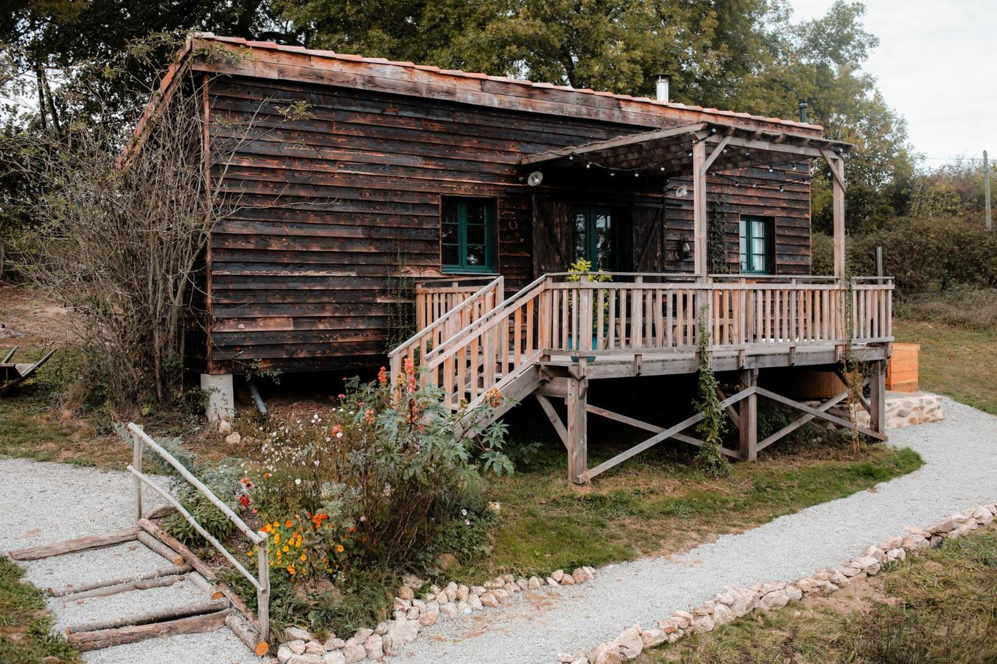 La Ferme Du Pont De Maumy, Cabane Au Bord De L'Etang Et Bain Nordique Busserolles Eksteriør bilde